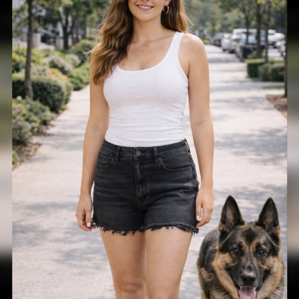 Carly Jean Cut off Raw Hem Shorts Small New
